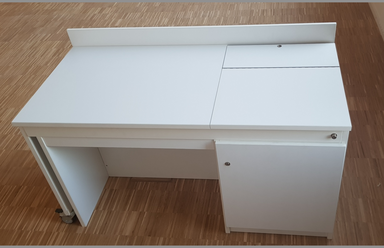 Professionelles Lehrerpult 3 - 3500x2330